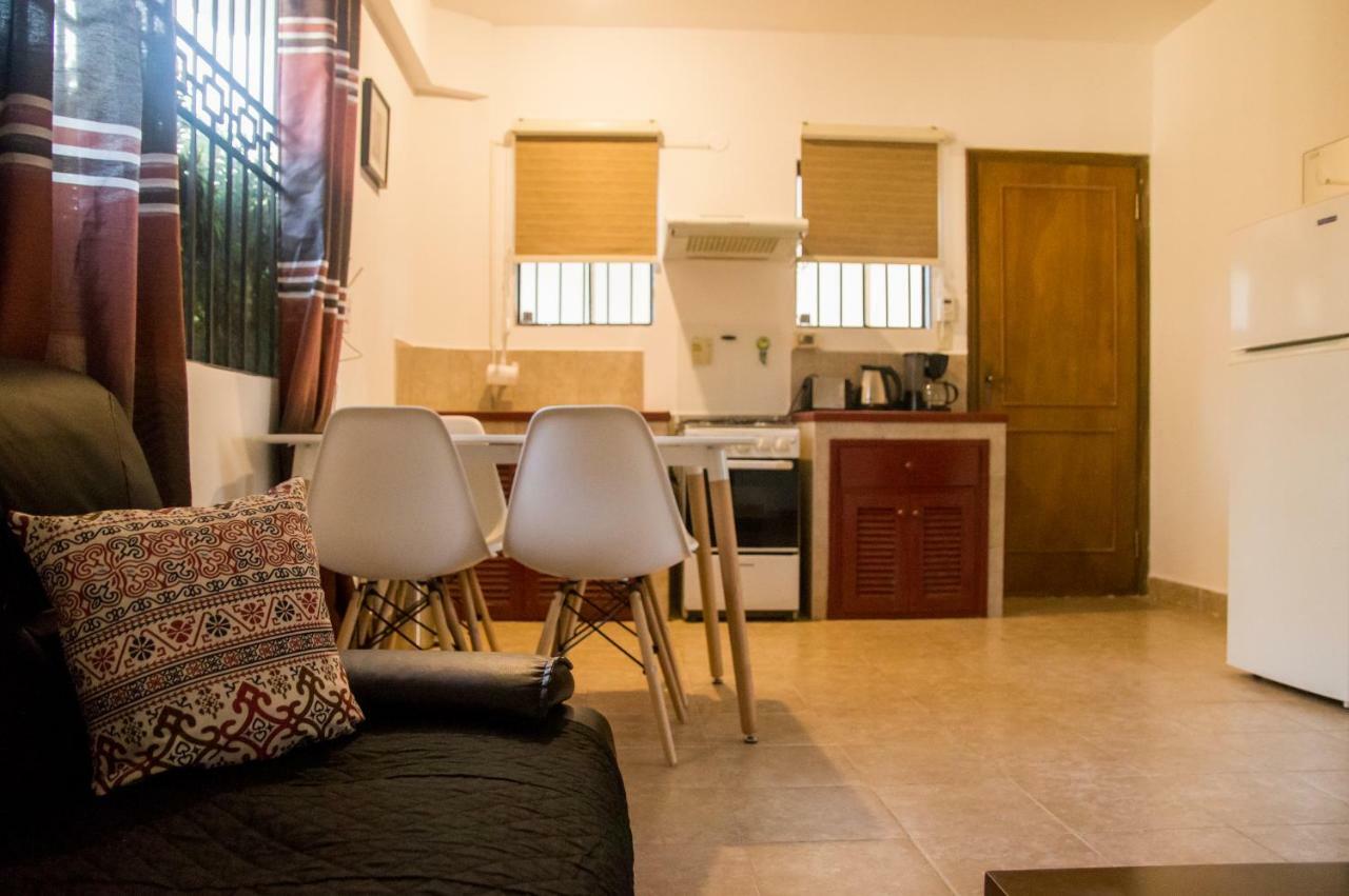 La Riviera Apart otel Fernando de la Mora Dış mekan fotoğraf